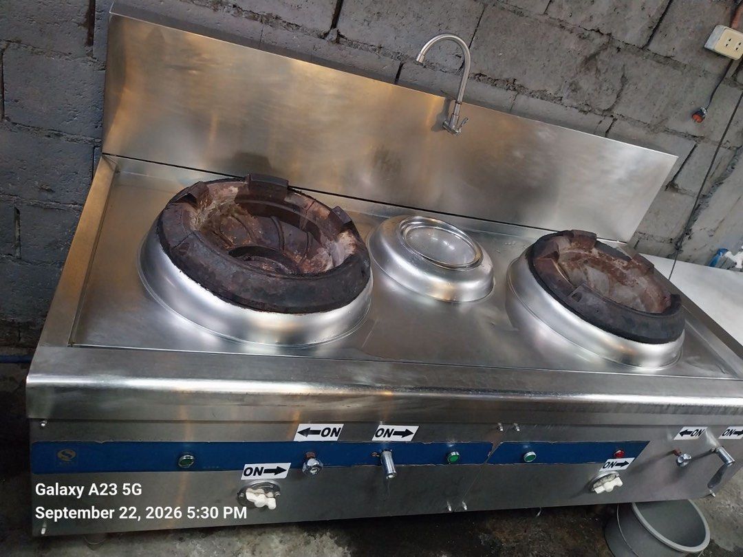 Commercial high pressure stove (Category: Other Kitchen Appliances) located in Makati City. Submitted by xaannee (Listing ID 1463653296, Image 2). Description: Commercial high pressure stove Heavy duty Good working condition Pick up at makati.