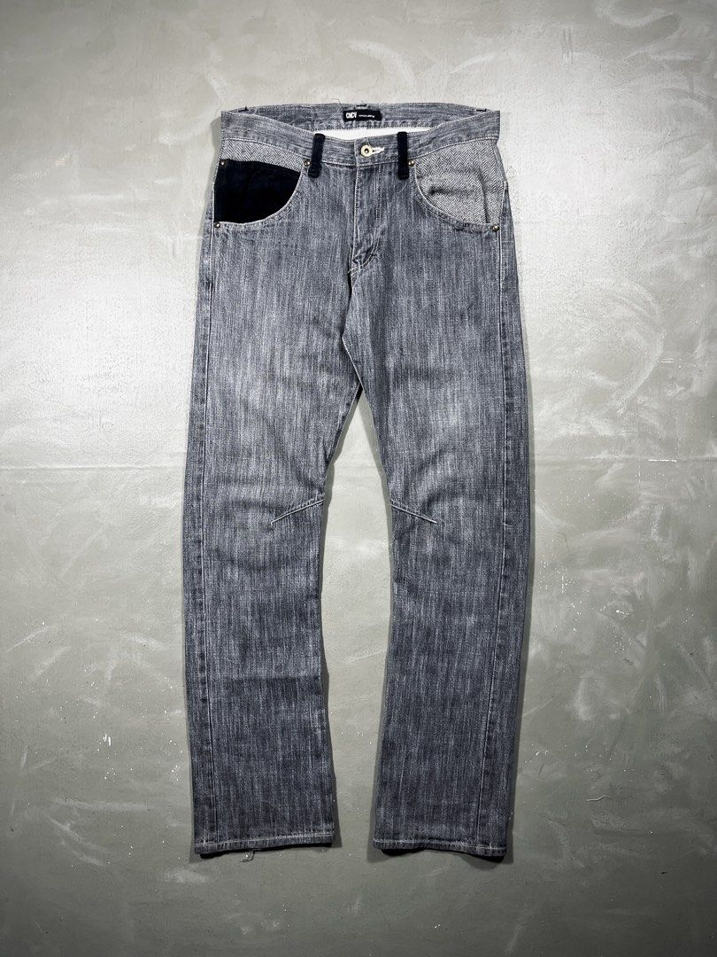 Concave Attempt Cinch Back Patchwork Pockets Denim Jeans (Category: Jeans) located in Baguio. Submitted by highland.archives (Listing ID 1463740582, Image 2). Description: Concave pants Pristine condition Waistline: 32" Knee: 8" Thighs: 9.5" Inseam: 31" Full length: 41" Opening: 8".