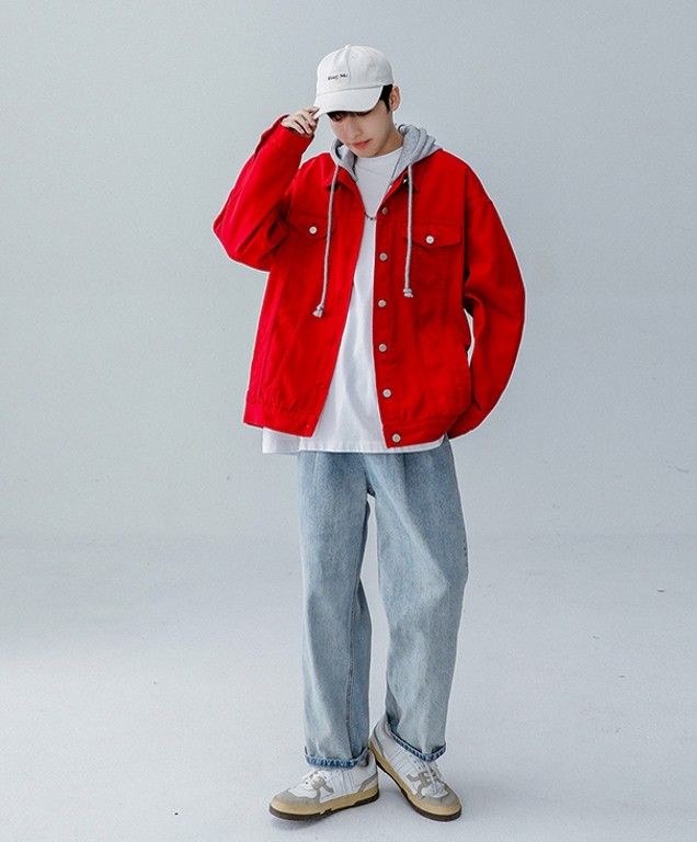 cordurot jacket (Category: Coats, Jackets and Outerwear) located in Calamba. Submitted by sy_originals (Listing ID 1463602375, Image 1). Description: for sale corduroy jacket hoodie size xl excellent condition.