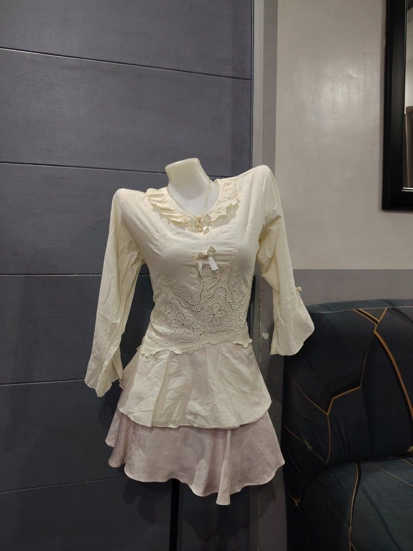 cream couquette top 🍦 (Category: Others Tops) located in Hermosa. Submitted by lcvelycath (Listing ID 1463578813, Image 3). Description: size: m-l mine: ₱129 (each) bid: ₱+10 lock: ₱329 (shipped) EOB: monday—september 28 (the seller is on vacation 😘) °. thrifted, pre-loved, or brand new but ready to wear (some aren't bcs i don't have the time to wash them, very sorryy :<) colors may vary due to lightning & quality 𐙚 °. check details before min
