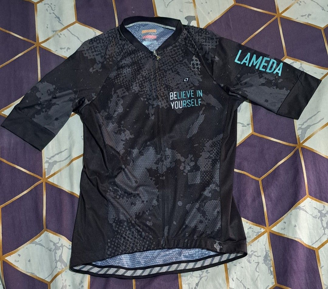 Cycling Jersey (Category: Activewear) located in Manila. Submitted by topalits (Listing ID 1463640653, Image 1). Description: PTPA For Sale Lameda Cycling Jersey Size Small Price 600 In good condition Open for meet up & shipping Pm for other inquiries & concern.