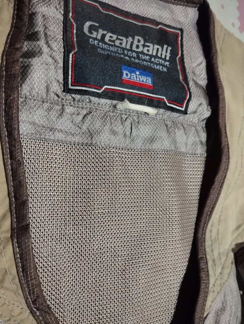 Daiwa Fishing Vest (Category: Vests) located in Makati City. Submitted by christhrift10 (Listing ID 1463611885, Image 2). Description: Daiwa Fishing Vest Best fit Medium 21x20 Issue: 3rd & 4th pic P300+sf Loc.Olympia, Makati Pick-up or delivery Gcash ready if J&T.