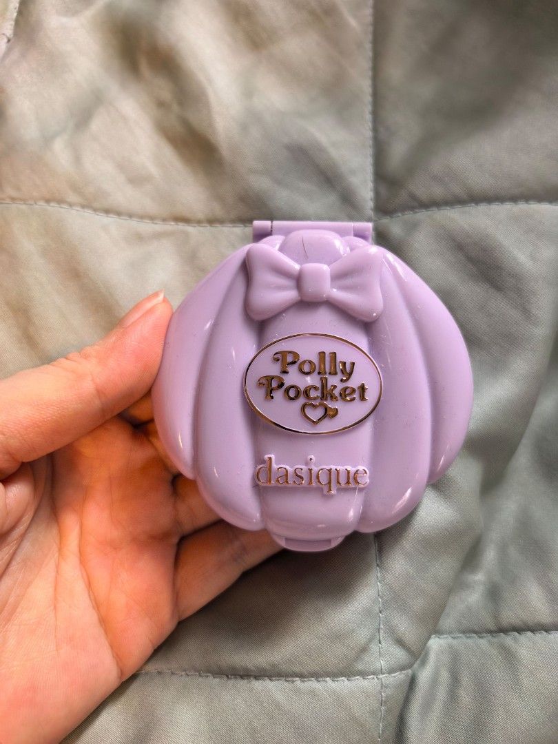Dasique Polly Pocket Berry Blush (Category: Makeup) located in Manila. Submitted by wonderandtravel (Listing ID 1463686979, Image 1). Description: bought @ 1k+ swatched only, brush included 😊.