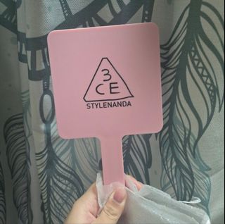 （分類：）位於 。 由 chloetsecy 提交（商品編號 1463618052，圖片 1）。簡介： 。