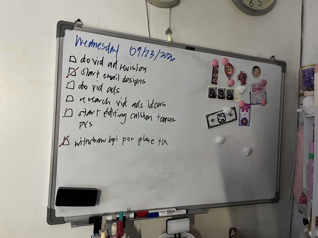 Deli Hanging Whiteboard 90x60cm (Category: Stationery & School Supplies) located in Cavite. Submitted by chaurrisa_preloved (Listing ID 1463711644, Image 2). Description: PRICE NEGOTIABLE FOR SURE BUYERS Deli hanging whiteboard - Size: 90x60cm - Color: White - Perfect for home or office - Wall-mountable - Includes markers and eraser - Ideal for jotting down notes and to-do lists.