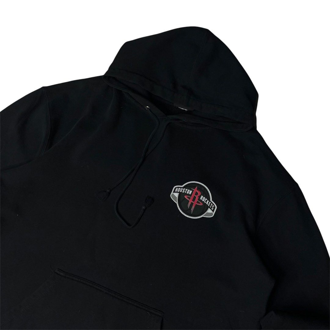 DIAMOND COLLABORATION WITH HOUSTON ROCKETS (Category: Hoodies) located in Adams. Submitted by mightypenguin-ea8c (Listing ID 1463719622, Image 3). Description: US THRIFTED JACKET.