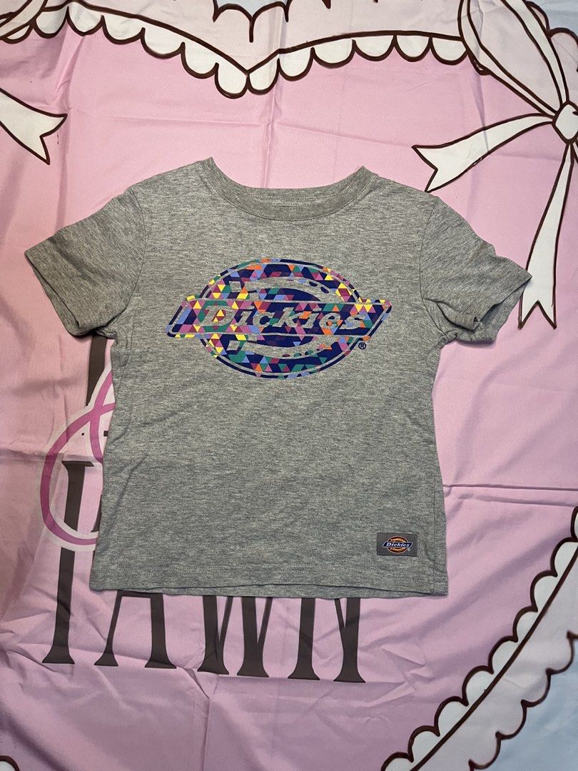 Dickies Grey baby tee (Category: Shirts) located in Tagaytay City. Submitted by cyannsay (Listing ID 1463701725, Image 1). Description: - Grey Dickies t-shirt - Classic Dickies logo with colorful geometric pattern - Short sleeves, crew neck - baby tee - Ideal for casual wear Estimated size:xxs-xs.