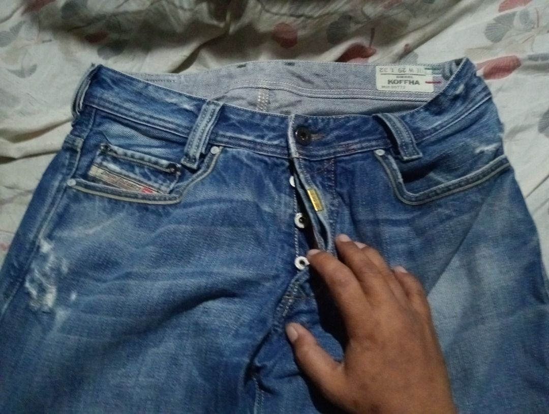 Diesel Koffha buttons jeans size29 (Category: Luxury Apparel) located in Caloocan City. Submitted by balong1010 (Listing ID 1463697654, Image 3). Description: Diesel Koffha jeans size 29. Like new. .