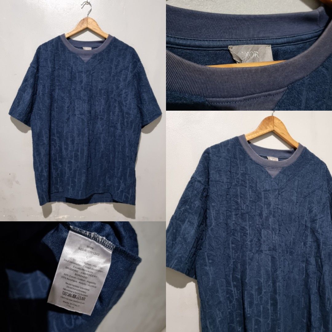 Dior (Category: Formal Shirts) located in Daet. Submitted by anothriftmo_drei (Listing ID 1463650136, Image 1). Description: L29 W23.