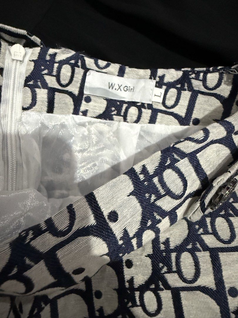 DIORA SHORTS SMALL TO MEDIUM (Category: Shorts) located in Manila. Submitted by keedidooplayhouse (Listing ID 1463576993, Image 2). Description: .