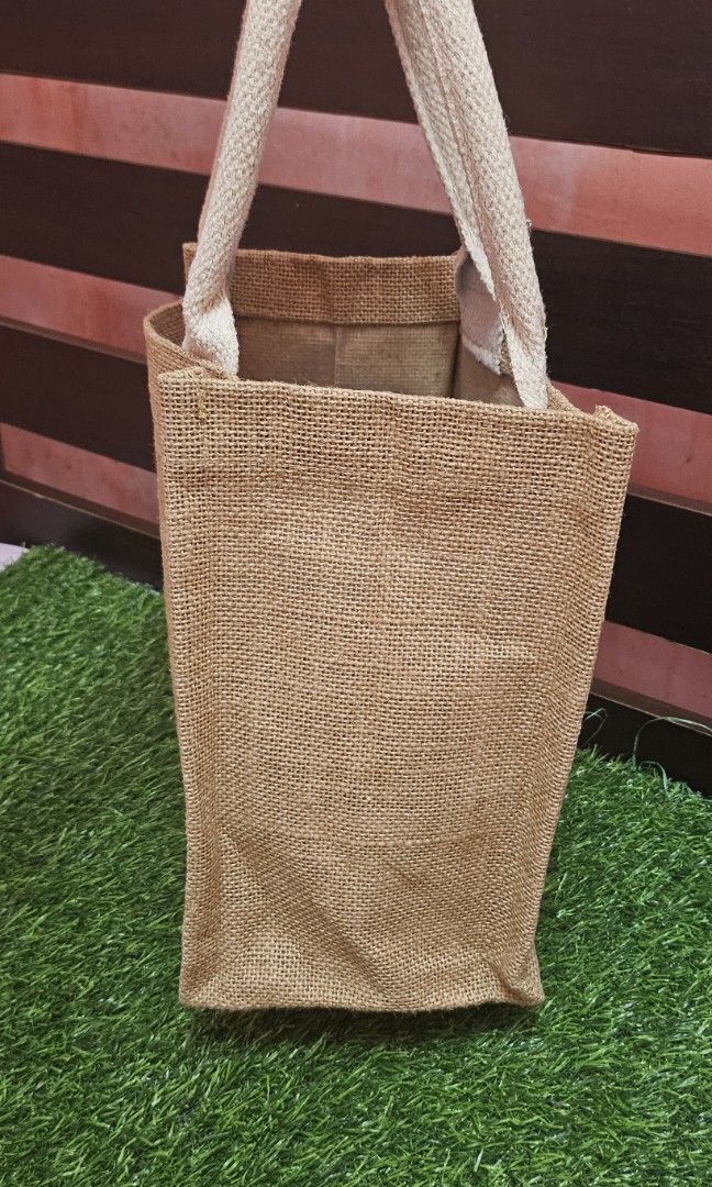 Disney Stitch handbag (Category: Beach Bags) located in Umingan. Submitted by liezelsona48963 (Listing ID 1463607748, Image 3). Description: 9x9 inches stitch handbag Brand Disney mop gcash.