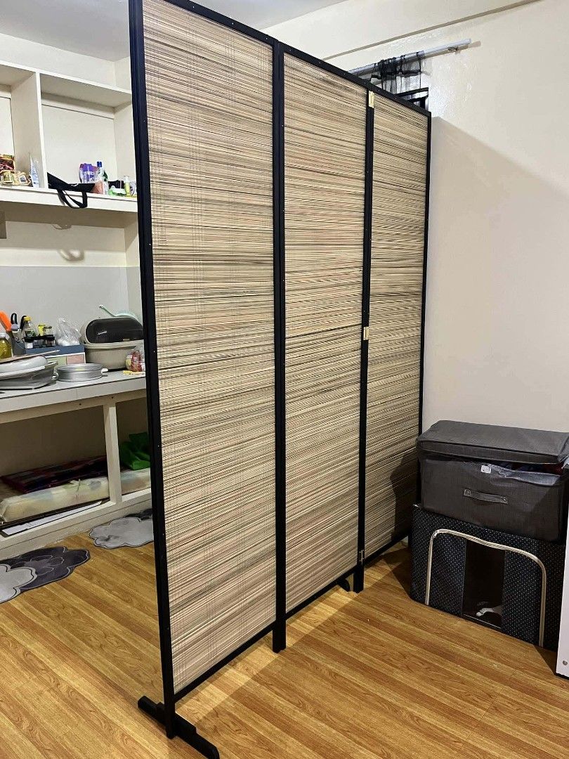 DIVIDER WALL FOLDABLE (Category: Other Home Furniture) located in Taytay. Submitted by jhuvy_ (Listing ID 1463742300, Image 1). Description: Transform your space with this elegant Japanese inspired divider partition! Perfect for adding privacy, creating separate areas, or enhancing your home with a minimalist and modern aesthetic. Its foldable design makes it easy to move, store, and position anywhere you need. 🪵 Material: Wooden Native / Fabric