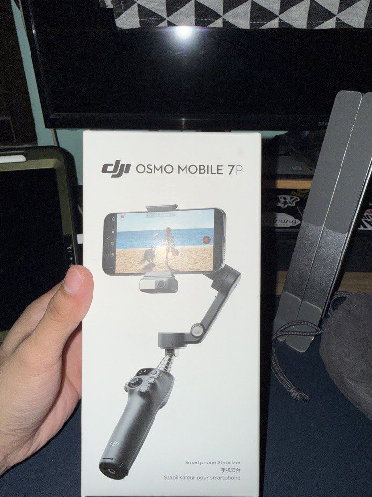 dji Osmo Mobile 7P (Category: Gimbals & Stabilizers ) located in Santo Domingo. Submitted by fromjonadam (Listing ID 1463710883, Image 1). Description: Selling my DJI Osmo Mobile 7P. Bought in 2025 and used only 3 times. Still in excellent, like-new condition. ✅ Fully functional ✅ Very minimal/no signs of use ✅ Complete with original accessories ✅ With original box ✅ Well-kept and properly stored 📦 Ready for meet-up/shipping Reason for selling: 