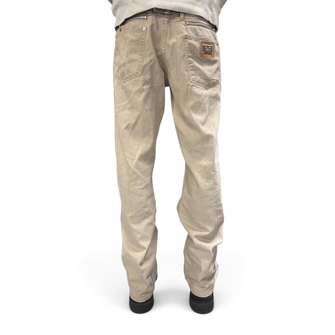 DOLCE & GABBANA 2005 Buckle Back Beige Denim (Category: Jeans) located in Balanga. Submitted by goodiegarments (Listing ID 1463655627, Image 3). Description: DOLCE & GABBANA 2005 Buckle Back Beige Denim Measurements (Laid Flat) * Waist: 16-17 inches (32-34 inches) * Hips: 20 inches * Thigh: 11.5 inches * Knee: 9 inches * Leg Opening: 8.5 inches * Inseam: 29 inches * Outseam: 38.5 inches * Rise: 9.5 inches Good Vintage Condition Shows signs of wea