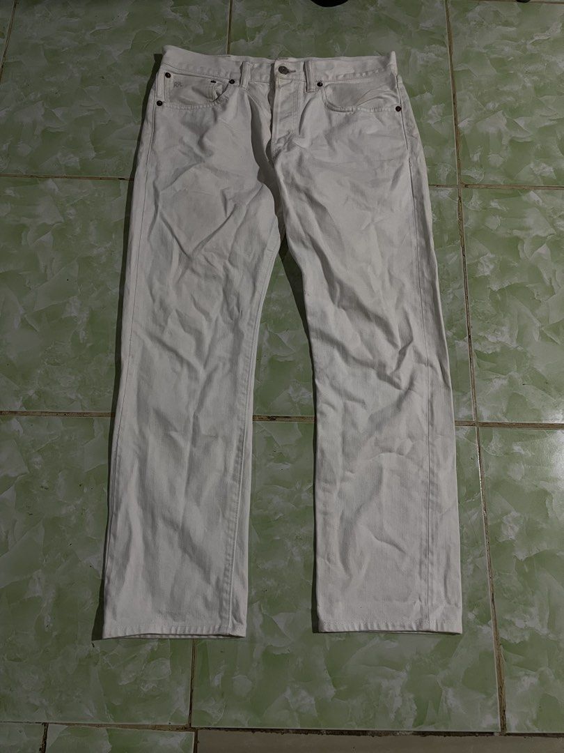 DOUBLE RL SELVEDGE WHITE JEANS (Category: Jeans) located in Cagayan de Oro. Submitted by patrickjam03829 (Listing ID 1463739448, Image 2). Description: waist 32 length 39 leg open 8 thigh 12 issued need repair.