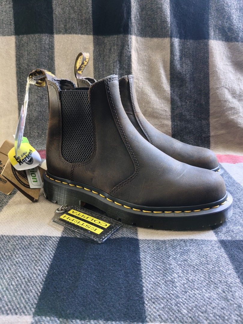 DR. MARTENS 2976 YS (Category: Boots) located in Baguio. Submitted by curated_luxe_brandeds (Listing ID 1463710465, Image 1). Description: DR. MARTENS 2976 YS CRAZY HORSE UK 4 US 5 MENS US 6 WOMENS EUR 37 PHP 4580 +SF SEE PICS FOR DETAILS BRAND NEW CONDITION NO ORIGINAL BOX COLOR MAY VARY DUE TO LIGHTING MOP BDO /GCASH NO COD /COP FB PAGE /CAROUSELL : curated_luxe_brandeds FACEBOOK SELLING ACCOUNT : Esteph Colpita SA PHYSICAL STORE:STALL 324A THI