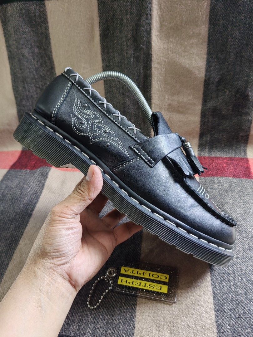 DR. MARTENS ADRIAN (Category: Casual Shoes) located in Baguio. Submitted by curated_luxe_brandeds (Listing ID 1463711294, Image 2). Description: DR. MARTENS ADRIAN UK 8 US 9 MENS EUR 42 SLIGHTLY USED PHP 5000+SF SEE PICS FOR DETAILS EXCELLENT CONDITION COLOR MAY VARY DUE TO LIGHTING MOP BDO /GCASH NO COD /COP FB PAGE /CAROUSELL : curated_luxe_brandeds FACEBOOK SELLING ACCOUNT : Esteph Colpita SA PHYSICAL STORE:STALL 324A THIRD FLOOR SKYWORLD SESS