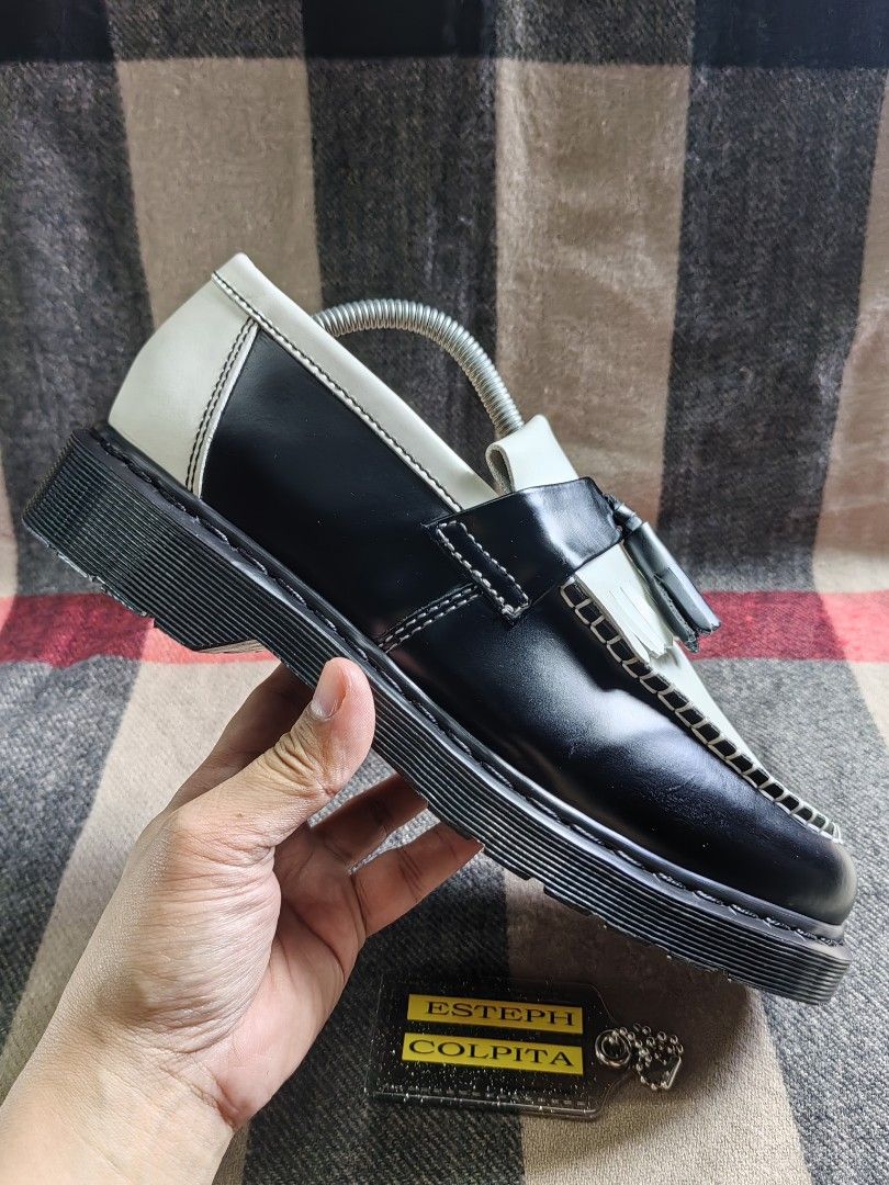 DR. MARTENS X IZZUE ADRIAN (Category: Casual Shoes) located in Baguio. Submitted by curated_luxe_brandeds (Listing ID 1463711092, Image 2). Description: DR. MARTENS X IZZUE ADRIAN UK 9 US 10 MENS EUR 43 PHP 5000+SF SEE PICS FOR DETAILS LIKE NEW CONDITION COLOR MAY VARY DUE TO LIGHTING MOP BDO /GCASH NO COD /COP FB PAGE /CAROUSELL : curated_luxe_brandeds FACEBOOK SELLING ACCOUNT : Esteph Colpita SA PHYSICAL STORE:STALL 324A THIRD FLOOR SKYWORLD SE