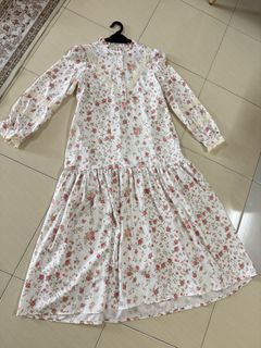 (Category: ) located in . Submitted by bydaisyshopp (Listing ID 1463572771, Image 1). Description: .