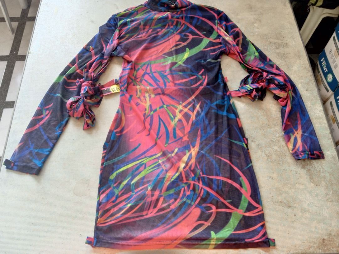Dress US BNEWTAG ($39) (Category: Dresses) located in Los Banos. Submitted by mania-62906 (Listing ID 1463589831, Image 1). Description: BNewtag. US small. Fancy design. Unique.