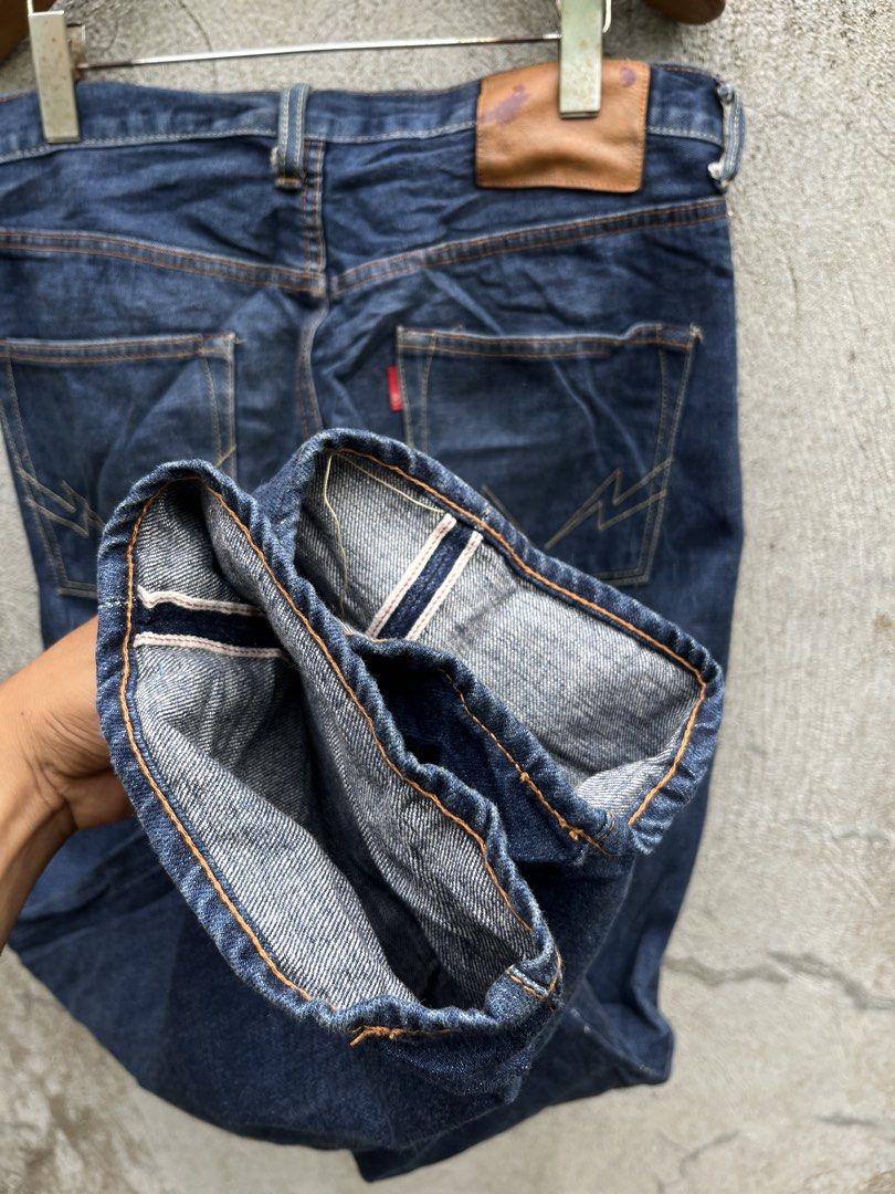 Dry Bones Jeans Dark Wash Denim (Category: Jeans) located in Davao. Submitted by streetsight (Listing ID 1463642338, Image 3). Description: - Dark wash denim jeans from Dry Bones - Classic five-pocket style - Button fly closure - Signature Dry Bones stitching on back pockets - Selvedge detail on cuffs - Great pair of jeans -Size 32 -Length 42 -Leg Opening 8.