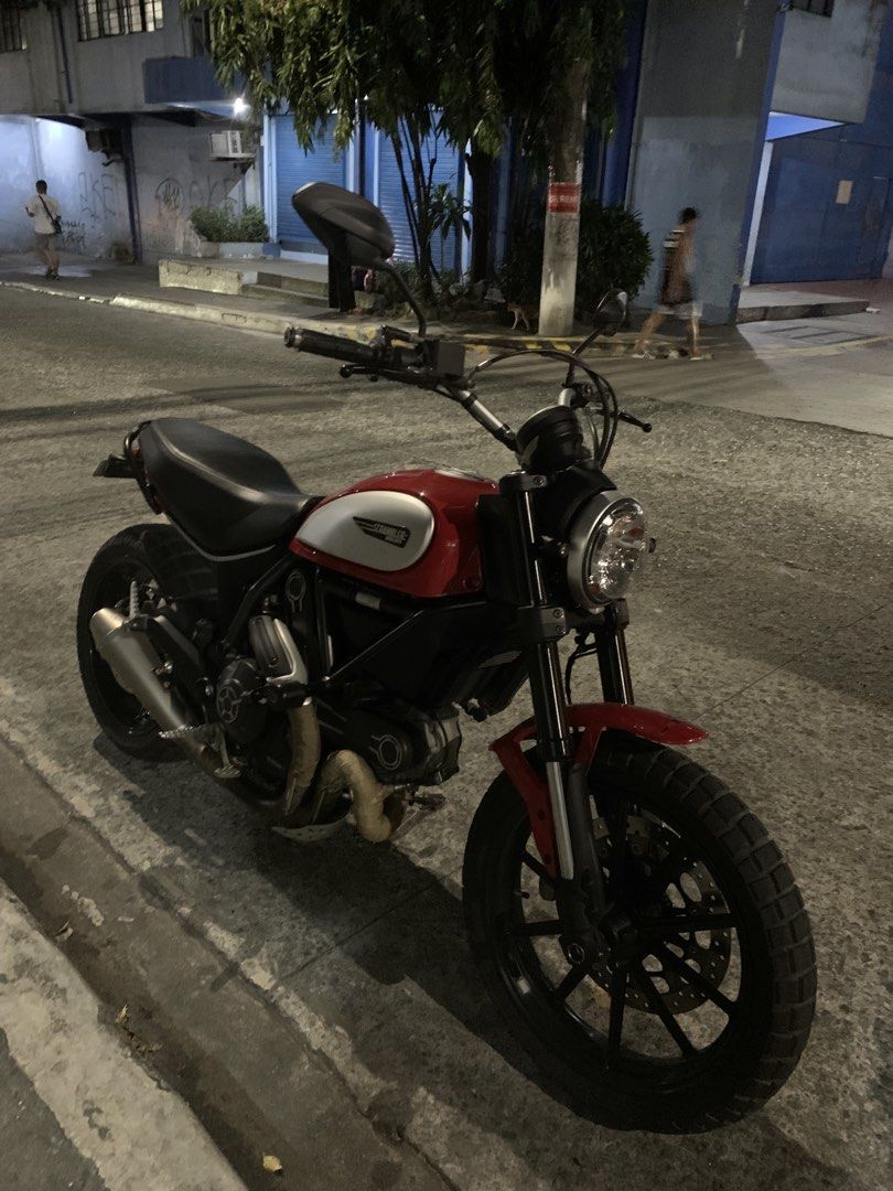 Ducati Scrambler Icon Red Motorcycle (Category: Motorbikes for Sale) located in Mandaluyong City. Submitted by jjdelos.santos (Listing ID 1463609537, Image 1). Description: Ducati Scrambler Icon in red. Classic styling with modern performance. This bike has a comfortable riding position and a distinctive look. Great for city riding and weekend adventures. Ready for its next owner..