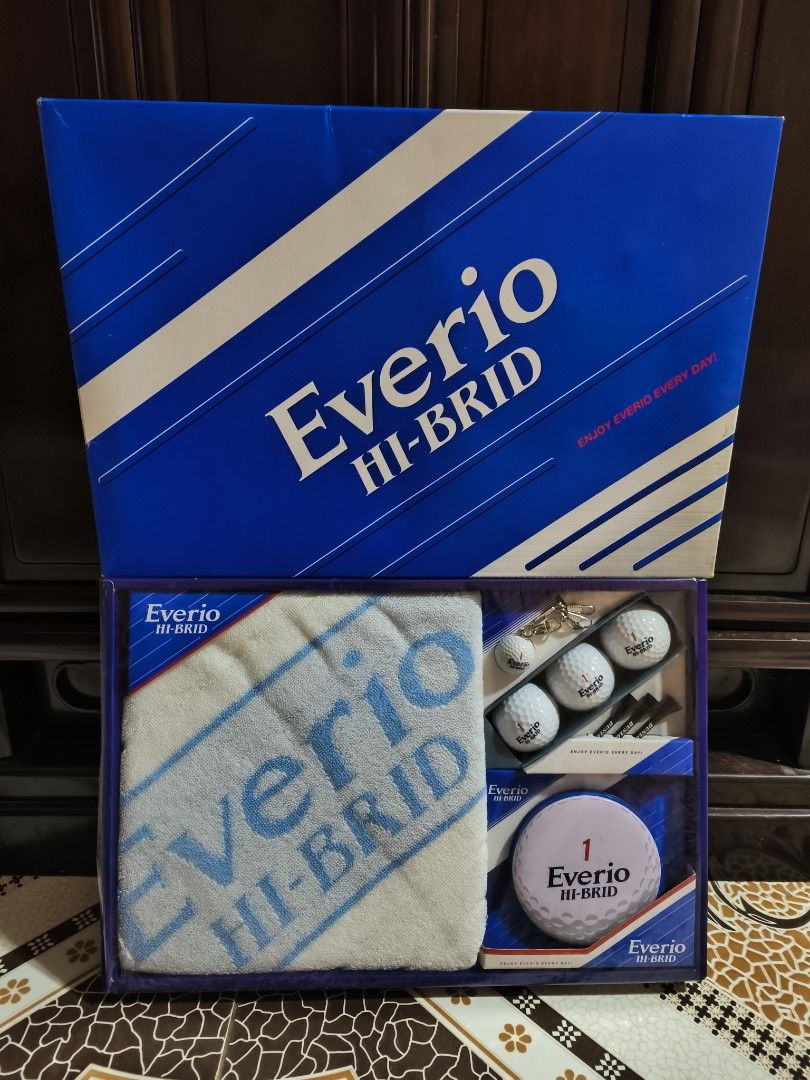 Dunlop everio hi-brid (Category: Golf) located in Cavite. Submitted by jenniferst88424 (Listing ID 1463682362, Image 1). Description: Set Contents Golf Balls: White Dunlop Everio Hi-Brid balls (number 1 large-diameter ball plus sleeve balls) Towel: White cotton hand/face towel with blue "Everio Hi-Brid" embroidery Accessories: Golf tees and a ball marker / keychain set.