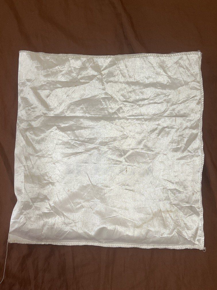dust bag coach (Category: Luxury Bags & Wallets) located in Manila. Submitted by petitediva (Listing ID 1463577606, Image 2). Description: size 30cm x 29 cm.