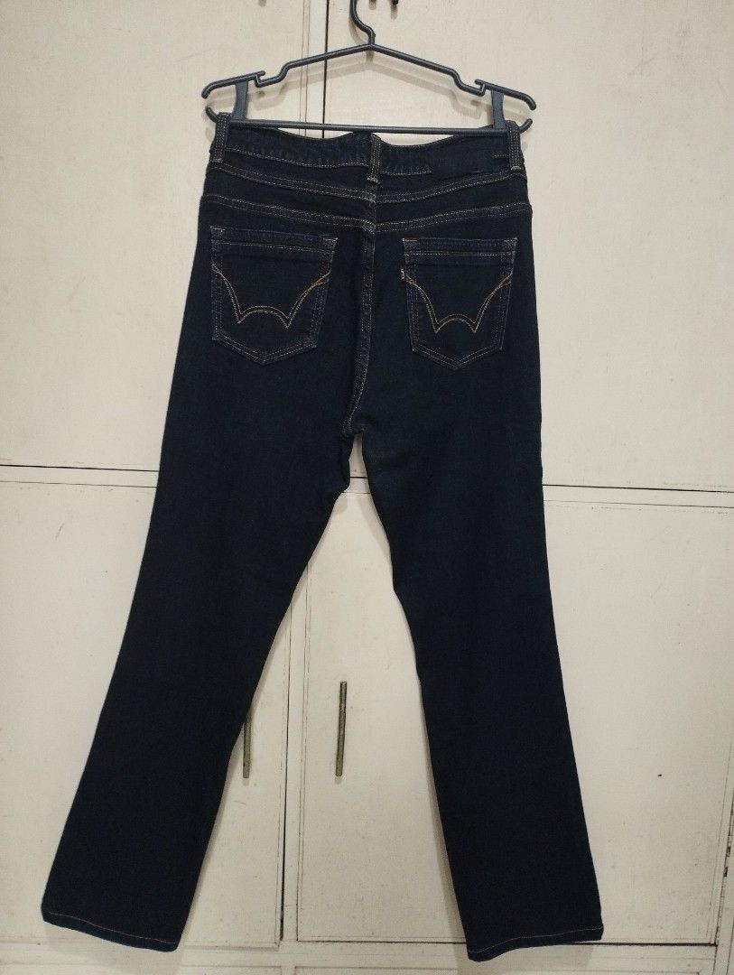 Edwin Made in Japan Jeans 30" (Category: Jeans) located in San Fernando. Submitted by nerosales (Listing ID 1463600622, Image 3). Description: Edwin Jeans Made in Japan stretchable waist 30 inches length 38 inch hem 7 inches 399 pesos only SM City Pampanga Shipping: J&T Payment: Gcash NO COD / NO COP.