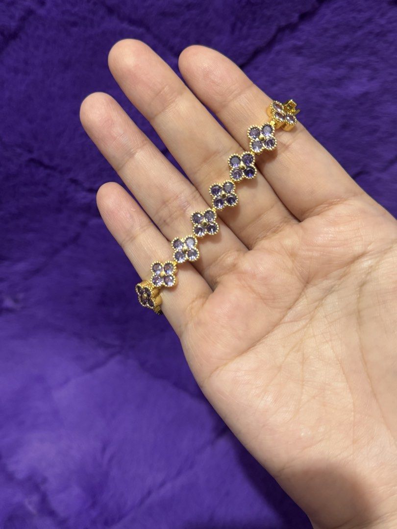 elegant stone bracelet (Category: Bracelets) located in San Juan City. Submitted by pandmcellphoneacessories (Listing ID 1463579517, Image 3). Description: .
