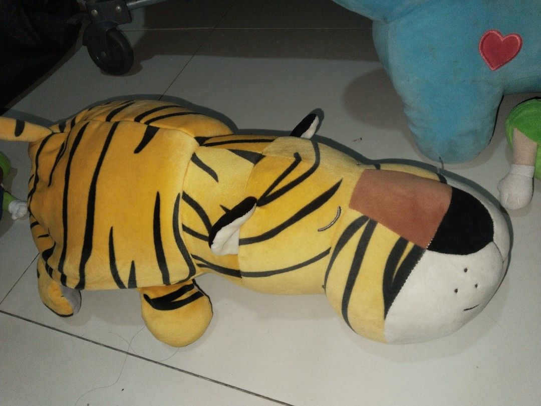 Elephant Tiger Reversible Stuffed toy 18.5inches (Category: Plushies & Soft Toys) located in Cavite. Submitted by krisandrakian (Listing ID 1463714232, Image 1). Description: .