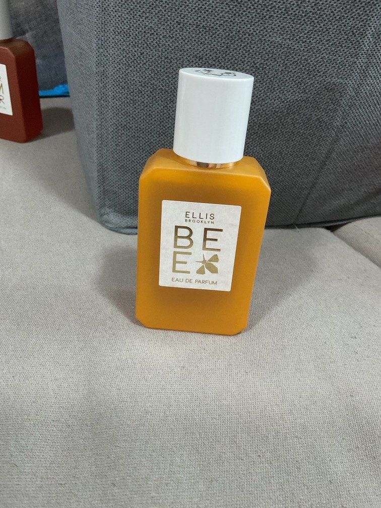 Ellis Brooklyn Bee (Category: Fragrance & Deodorants) located in Quezon City. Submitted by lightly_loved (Listing ID 1463567010, Image 3). Description: Like new About 97% Purchased last year but no longer have proof of receipt .