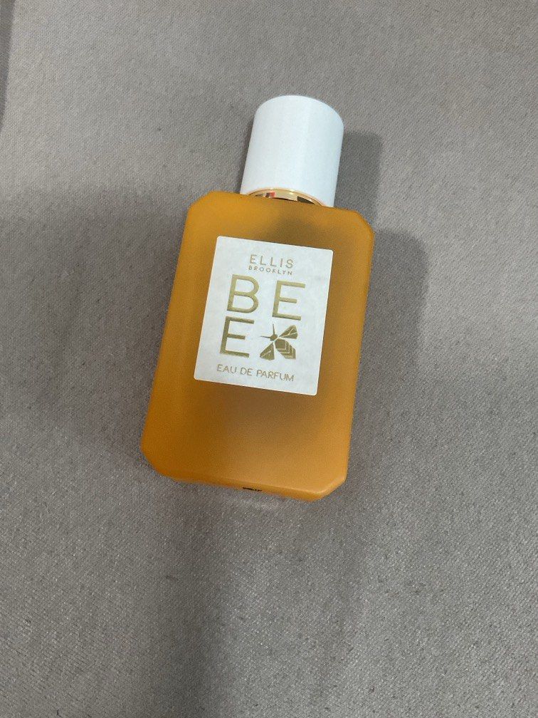 Ellis Brooklyn Bee (Category: Fragrance & Deodorants) located in Quezon City. Submitted by lightly_loved (Listing ID 1463567010, Image 1). Description: Like new About 97% Purchased last year but no longer have proof of receipt .