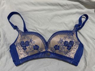(Category: ) located in . Submitted by estrowberri_fitz (Listing ID 1463706069, Image 1). Description: .