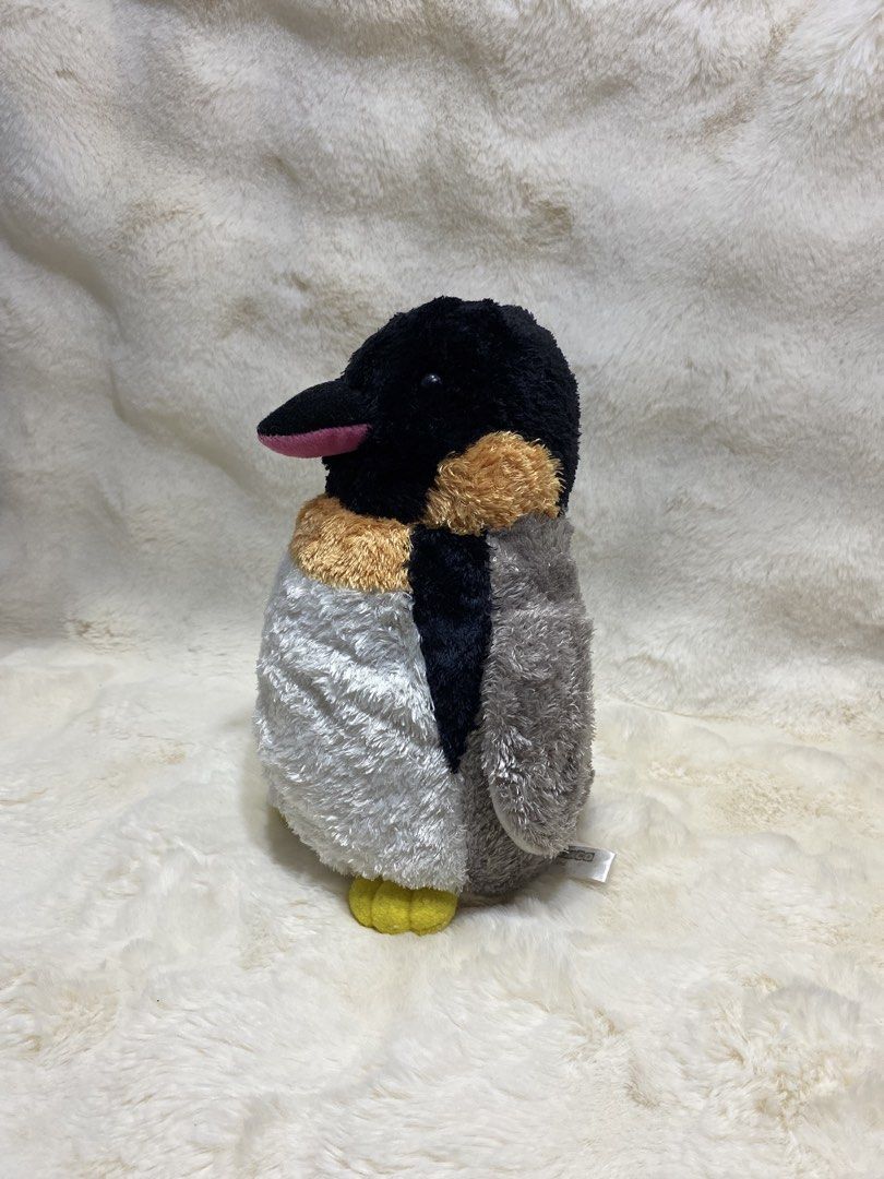 Emperor Penguin plush (Category: Plushies & Soft Toys) located in Kalibo. Submitted by ollie_stuffshop (Listing ID 1463562993, Image 1). Description: Before you send your inquiries: ❗️Last Price is already posted ❗️Manage your expectations, WYSIWYG ❗️May need washing ❗️Dropoff is every Wednesday & Sunday.