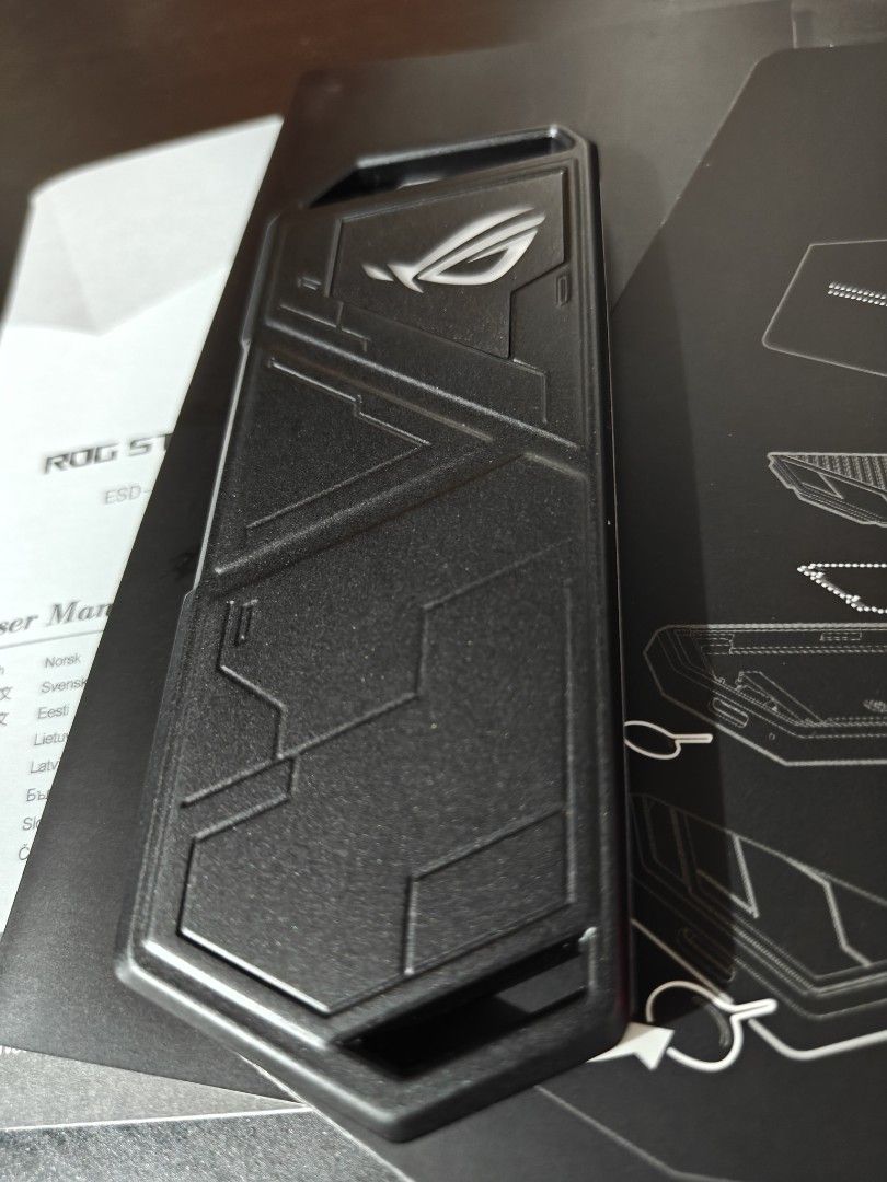 [Enclosure] Asus ROG Strix Arion Lite (Category: Hard Disks & Thumbdrives) located in Pasig City. Submitted by wysiwyg1970 (Listing ID 1463693862, Image 3). Description: For sale ‼️‼️ ⚠️ Take all the time you need. No haggling necessary. Asus ROG Strix Arion Lite M.2 NVME SSD Enclosure - PHP 2,300.00 (strictly non-negotiable) USB3.2 Gen 2x1 Type-C (10 Gbps) Good as new. No dents or scratches. Fits PCIe 2280/2260/2242/2230 M Key/B+M Key • Box • Ma