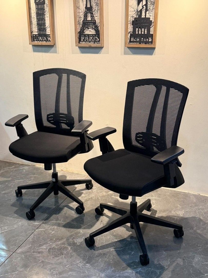 Ergonomic Mesh Back Office Chair with Armrests (Category: Office Furniture & Fixtures) located in Quezon City. Submitted by kcofficefurnitures (Listing ID 1463707471, Image 2). Description: 🖤 Premium Mesh Office Chair Modern Ergonomic Office Chair – Black Upgrade your workspace with this sleek and comfortable Black Mesh Office Chair, perfect for offices, home workspaces, study areas, and business establishments. ✨ Features: Premium-looking black