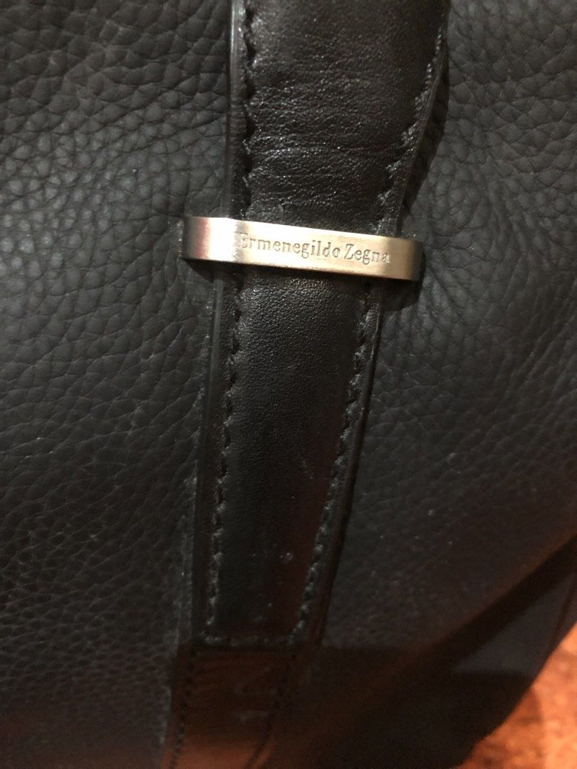 Ermenegildo zegna leather bag (Category: Luxury Bags & Wallets) located in Bacoor. Submitted by well_curated (Listing ID 1463590838, Image 3). Description: Authentic Bought in italy.