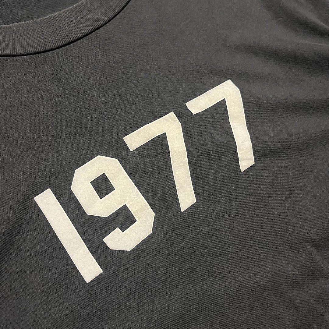 Essentials FOG 1997 Shirt (Category: Tshirts & Polo Shirts ) located in Moncada. Submitted by tishokthrift (Listing ID 1463722205, Image 2). Description: Dimensions (in INCHES): 23.5 by 28.5.