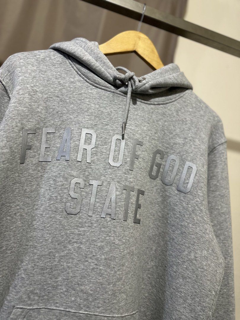 Essentials FOG State (Gray) (Category: Hoodies) located in Manila. Submitted by jasonaldave98 (Listing ID 1463631688, Image 3). Description: Essentials FOG State Hoodie (Gray) Php 750.00 Size: Large - 23x28 - Brand New Location: South Cembo Taguig City .