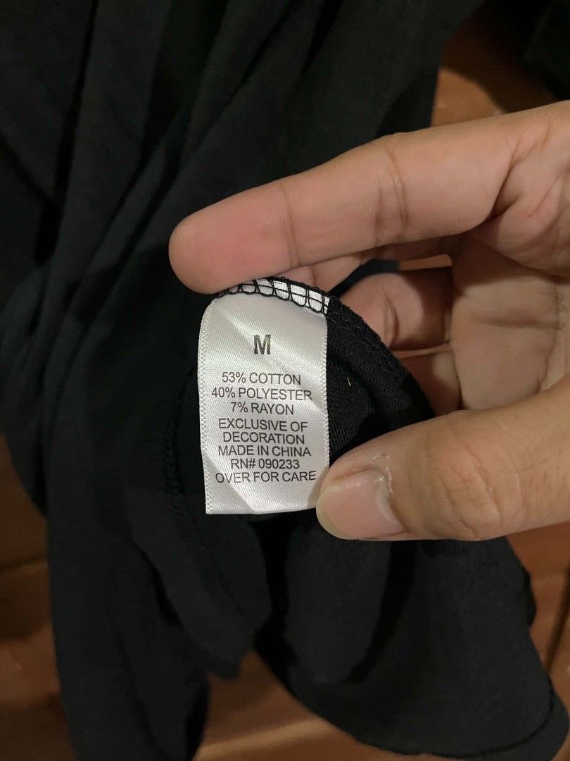 ESSENTIALS TEE (Category: Activewear) located in Tagum. Submitted by danelle_closet1106 (Listing ID 1463657811, Image 3). Description: EXCELLENT SIZE:XL TO XXL NO ISSUE.