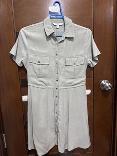 (Category: ) located in . Submitted by clothescarousel (Listing ID 1463685037, Image 1). Description: .