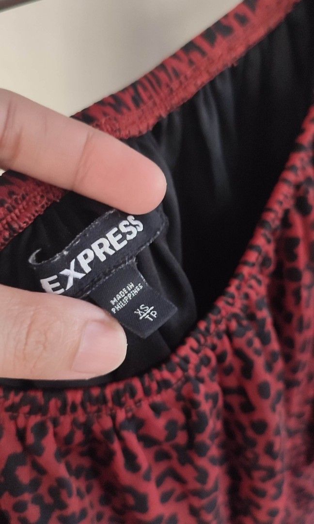EXPRESS - Up shoulder Red Top see Through Size XS (Category: Blouses) located in Pasig City. Submitted by xcess_baggage (Listing ID 1463602265, Image 3). Description: nasa 20 dollars pa po ang price nia ng secondhand sa ebay..