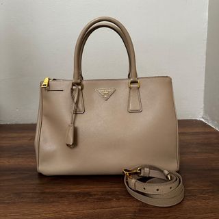 (Kategori: ) berada di . Dikirim oleh kiano_shoes (ID iklan 1463601659, Gambar 1). Deskripsi: .