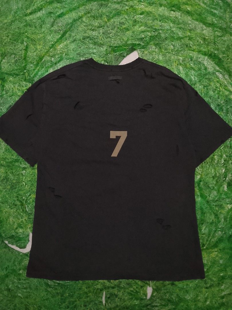 Fear of God Distressed tee (Category: Tshirts & Polo Shirts ) located in Tagbina. Submitted by jera-thrift.16 (Listing ID 1463682037, Image 2). Description: Excellent condition color rate 9/10 dimes 22x29 distress design.