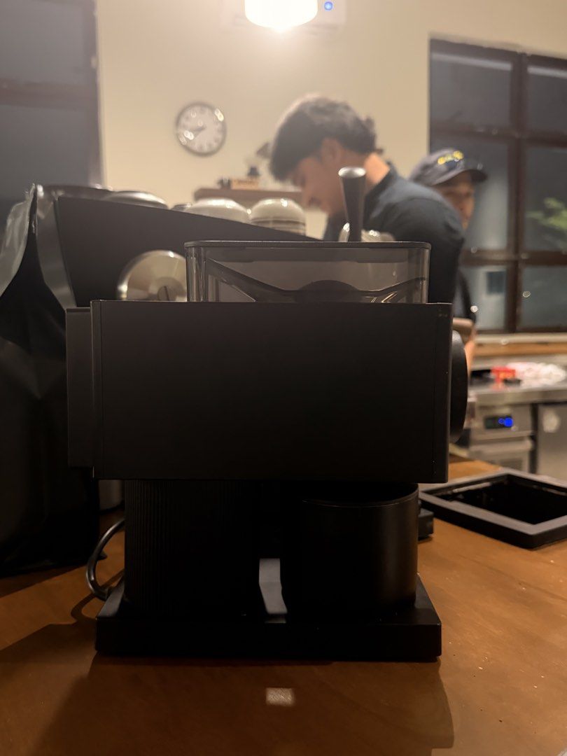 FELLOW ODE 2 (Category: Coffee Machines & Makers) located in Shah Alam. Submitted by daminos (Listing ID 1463676723, Image 2). Description: Lightly used Include box.