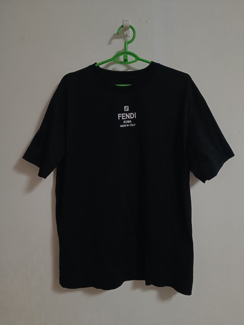 Fendi roma t shirt (Category: Activewear) located in Cadiz. Submitted by jhasspher1987_ (Listing ID 1463687466, Image 1). Description: fendi t shirt excellent condition size xxl on tag dimes w22. L28 color rate 9/10 no issue pm negros occidental cadiz city.
