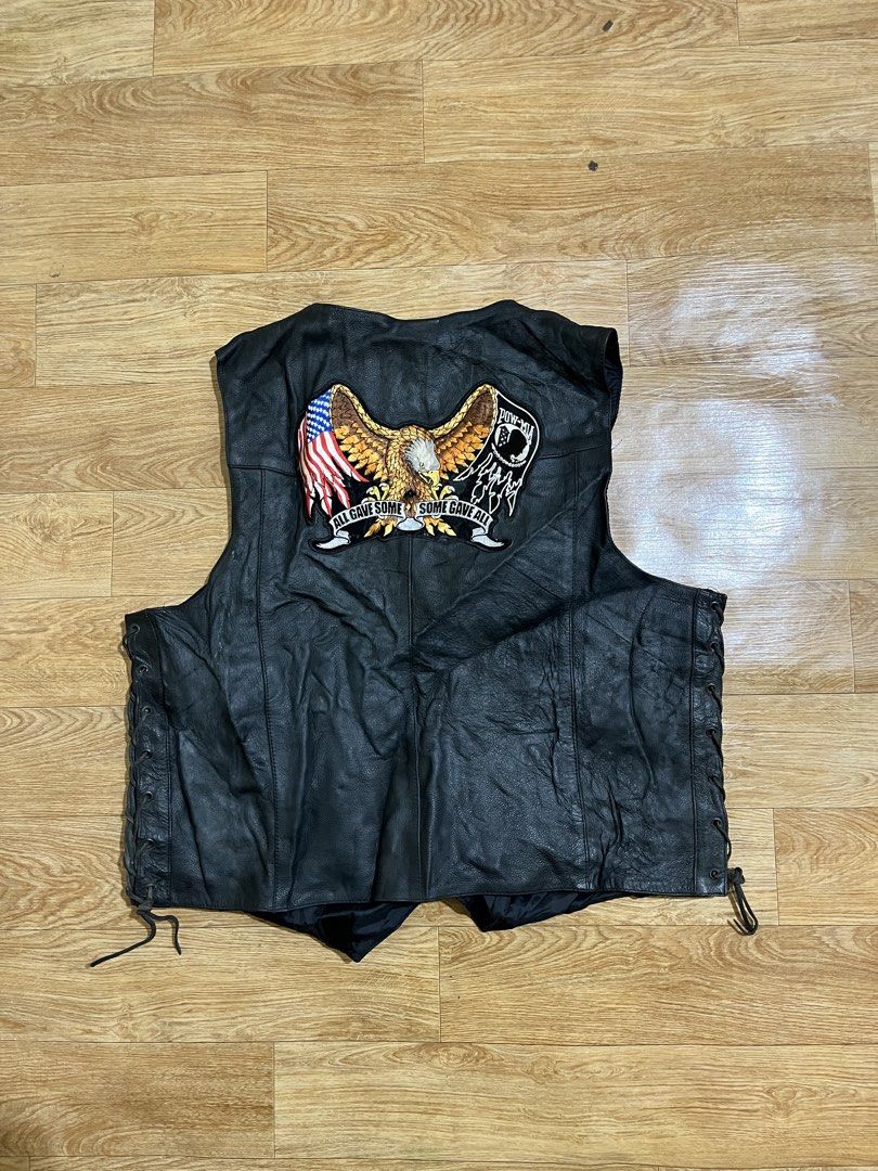 FMC VEST LEATHER JACKET (Category: Vests) located in Zamboanga. Submitted by alterramz08 (Listing ID 1463712872, Image 2). Description: This is a black leather motorcycle vest featuring a prominent embroidered eagle and POW/MIA patriotic patch on the back. Size 50 on tag Width 25 Length 26 Verygood Condition No issue Price : 1,000 Pesos !! .