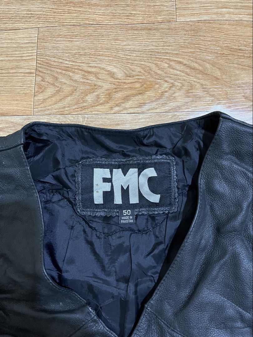 FMC VEST LEATHER JACKET (Category: Vests) located in Zamboanga. Submitted by alterramz08 (Listing ID 1463712872, Image 3). Description: This is a black leather motorcycle vest featuring a prominent embroidered eagle and POW/MIA patriotic patch on the back. Size 50 on tag Width 25 Length 26 Verygood Condition No issue Price : 1,000 Pesos !! .