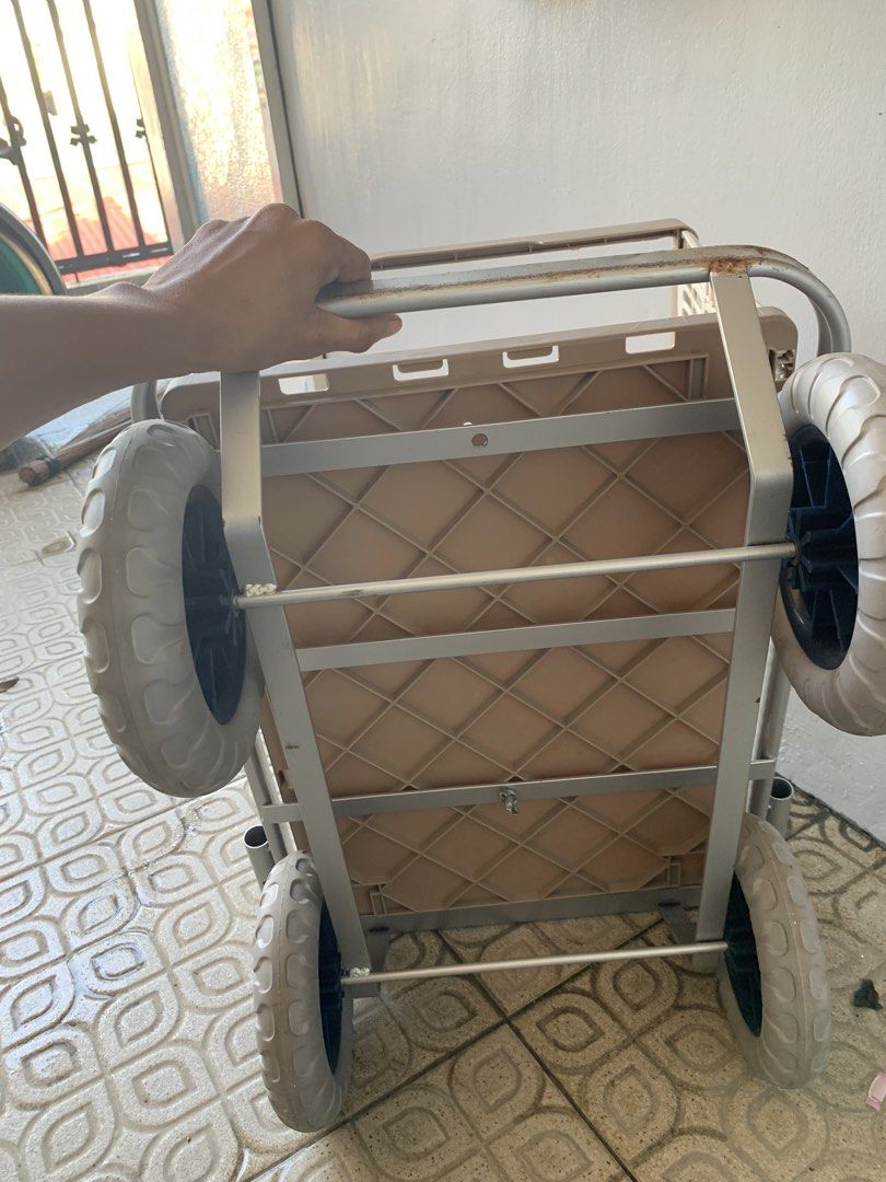 Foldable Shopping Cart with Wheels (Category: Strollers) located in Taguig. Submitted by madisam (Listing ID 1463575329, Image 3). Description: Preloved Clear in pics working .